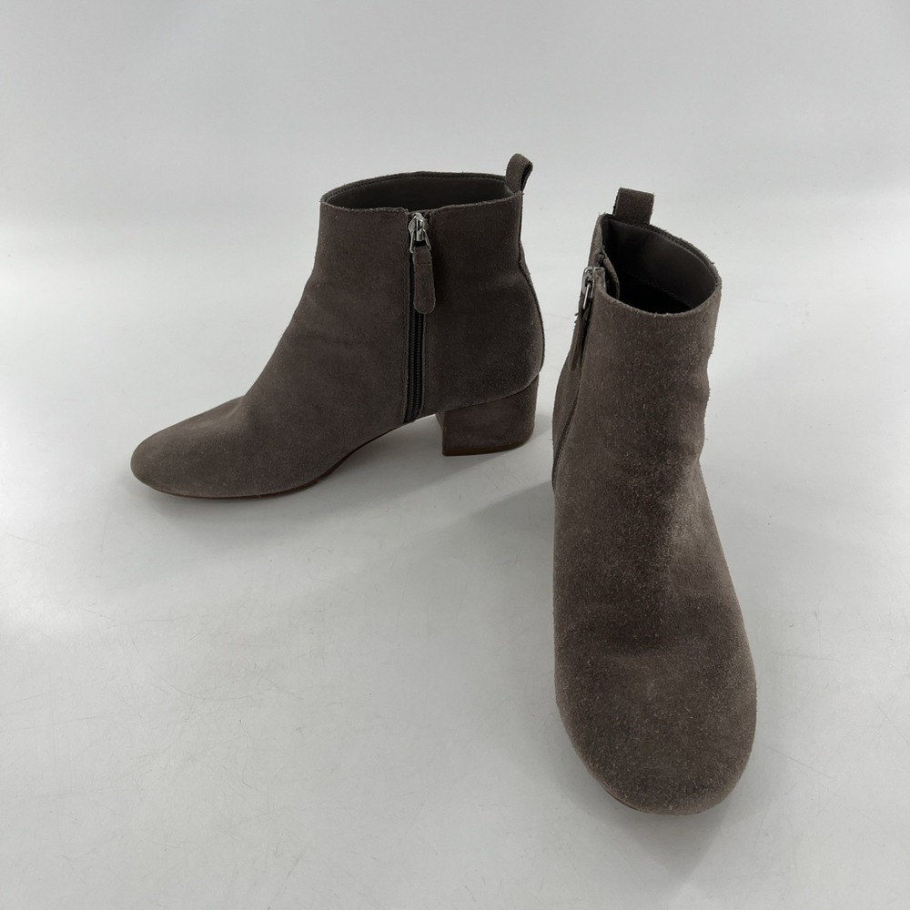 G. H. Bass Co Womens Ankle Boot Suede 8.5 Side Zip Chunky Heel Taupe Serena
